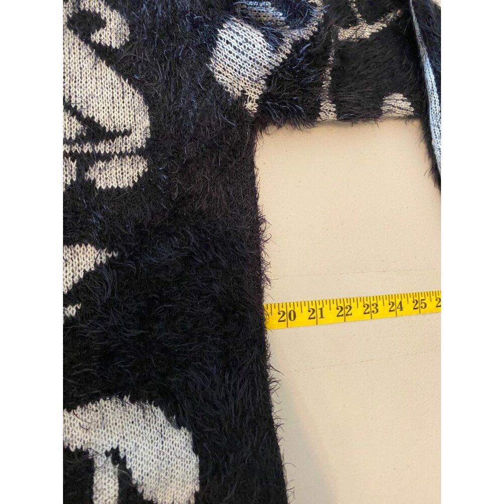 Lanalee Black & White Fuzzy Knit Floral Open Cardigan Sweater Medium - Picture 9 of 10